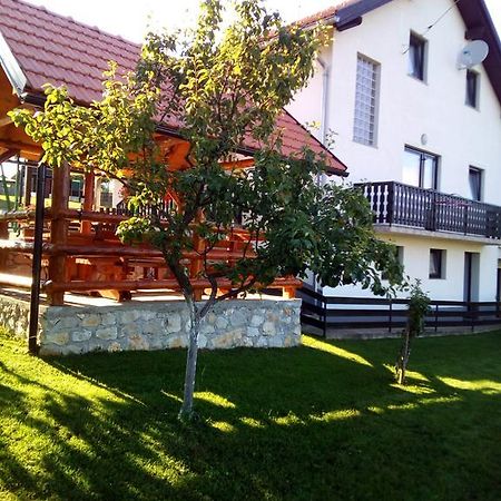 Apartments Dale สโมลยานัซ ภายนอก รูปภาพ